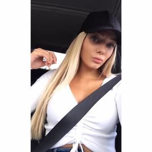 Meet your Posher, Makayla